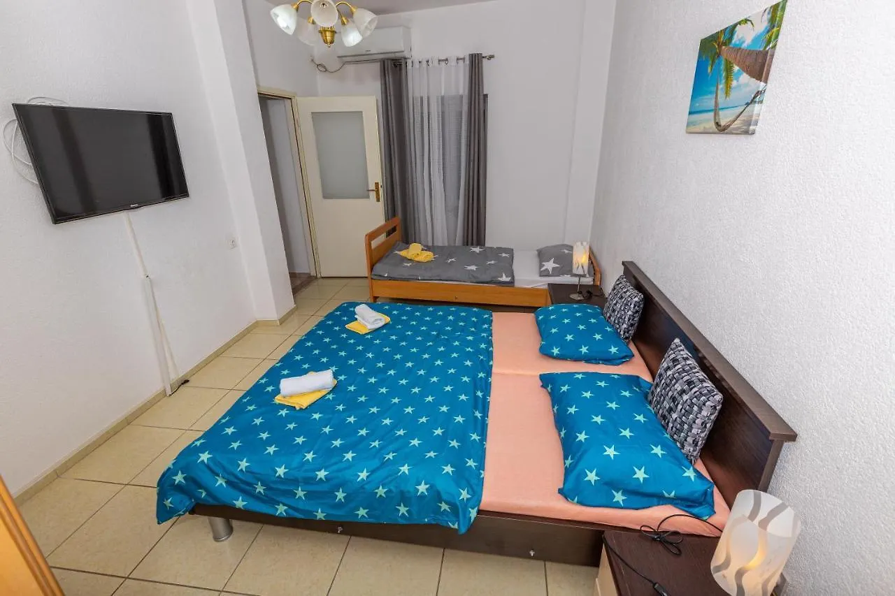 Apartmani Gabrijela Crikvenica 0*,