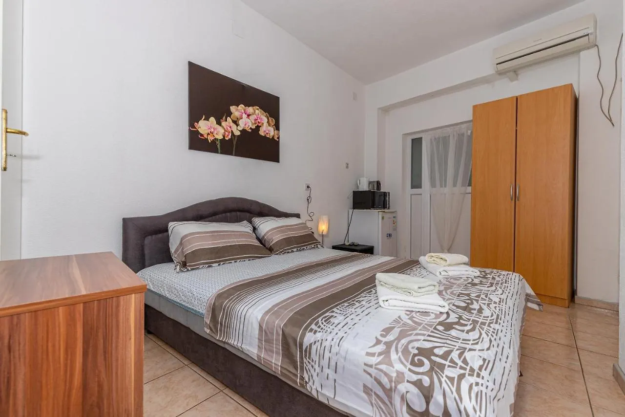 Apartmani Gabrijela Crikvenica 0*,  Croatia